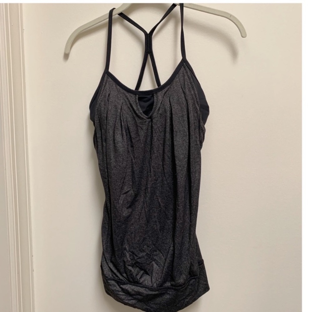 Lululemon No Limits Tank Top Size S (6)